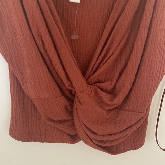 Love tree crop top - Picture 6 of 6